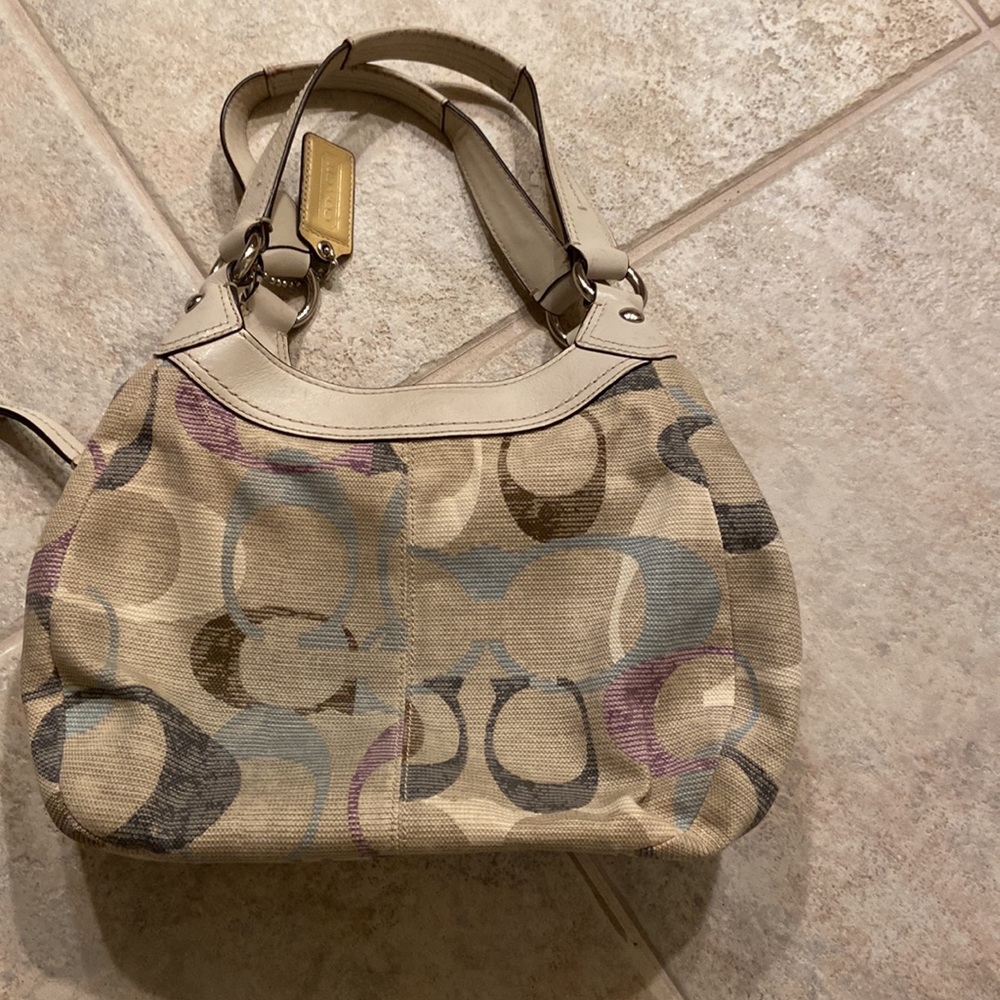 Clean coach handbags - Picture 2 of 6